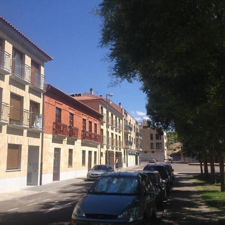 סלאמנקה Apartamentos Turisticos Puente Romano P2 2-A מראה חיצוני תמונה